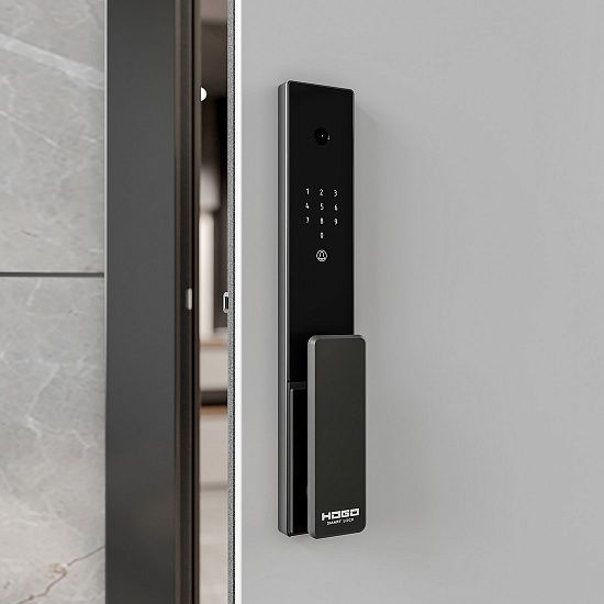 Входная дверь  